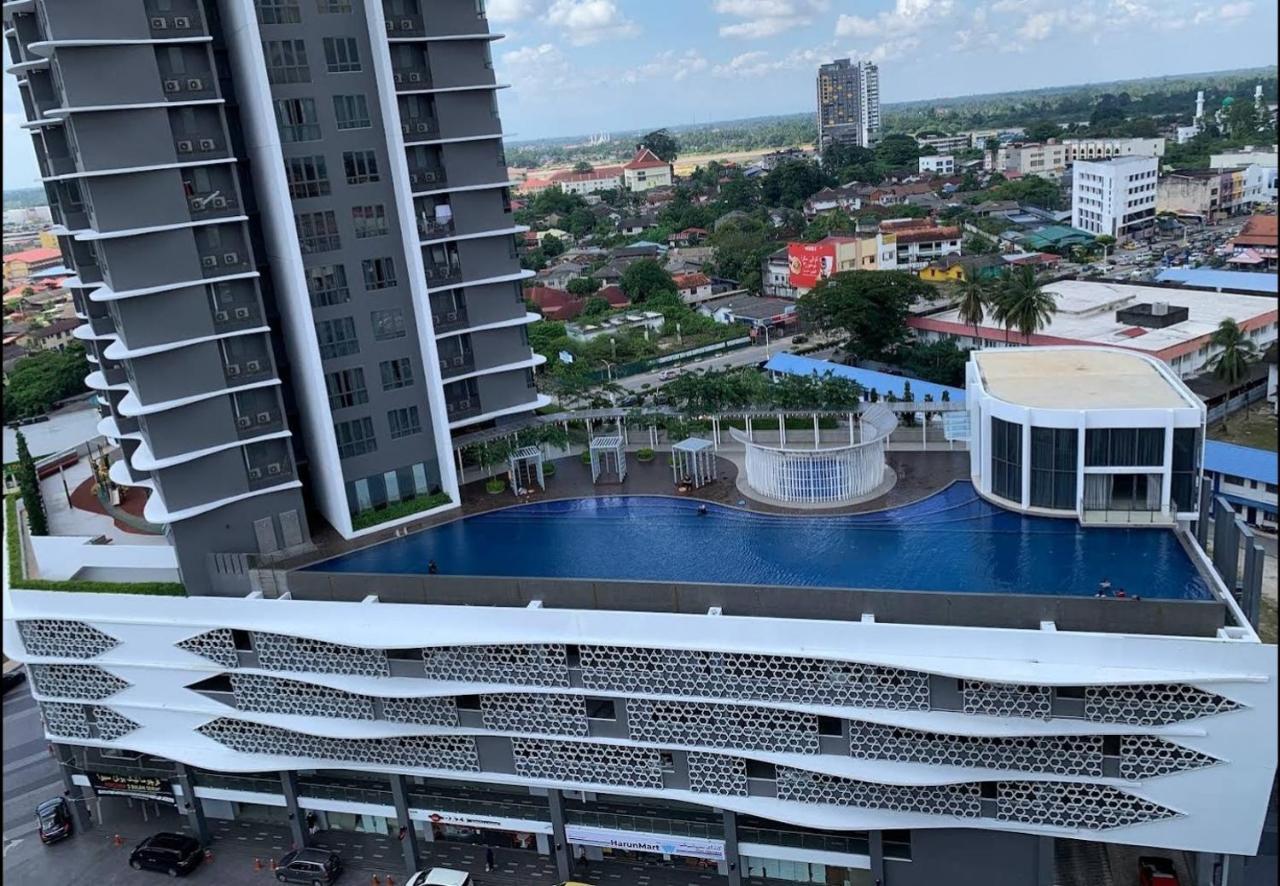 Golden Troika Kota Bharu - 2 Bedrooms Экстерьер фото